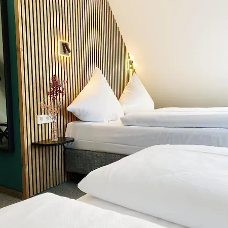 Xenia Hotel 3*