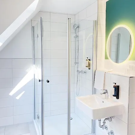 Xenia Hotel 3*