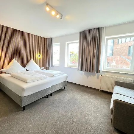 Xenia Hotel 3*