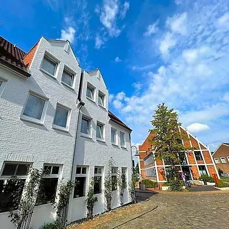 Xenia Flensburg